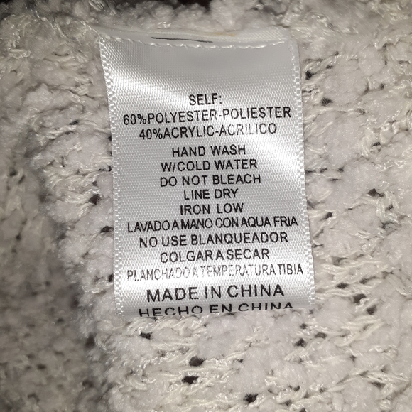 Color Block Sweater - Picture 5 of 5